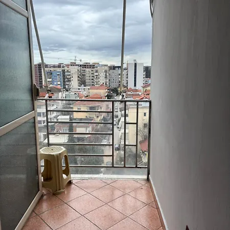 Urban Tirana,free-wi-fi Lägenhet *