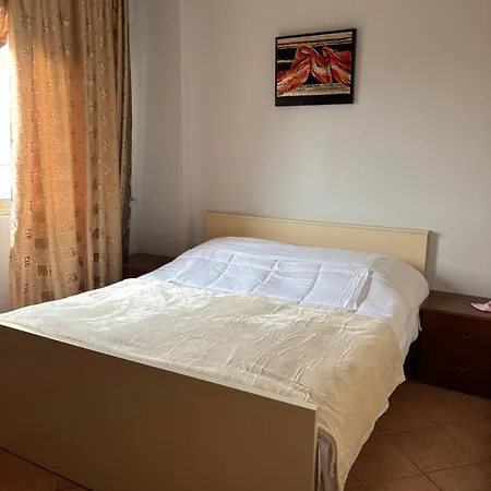 Urban Tirana,free-wi-fi Тирана